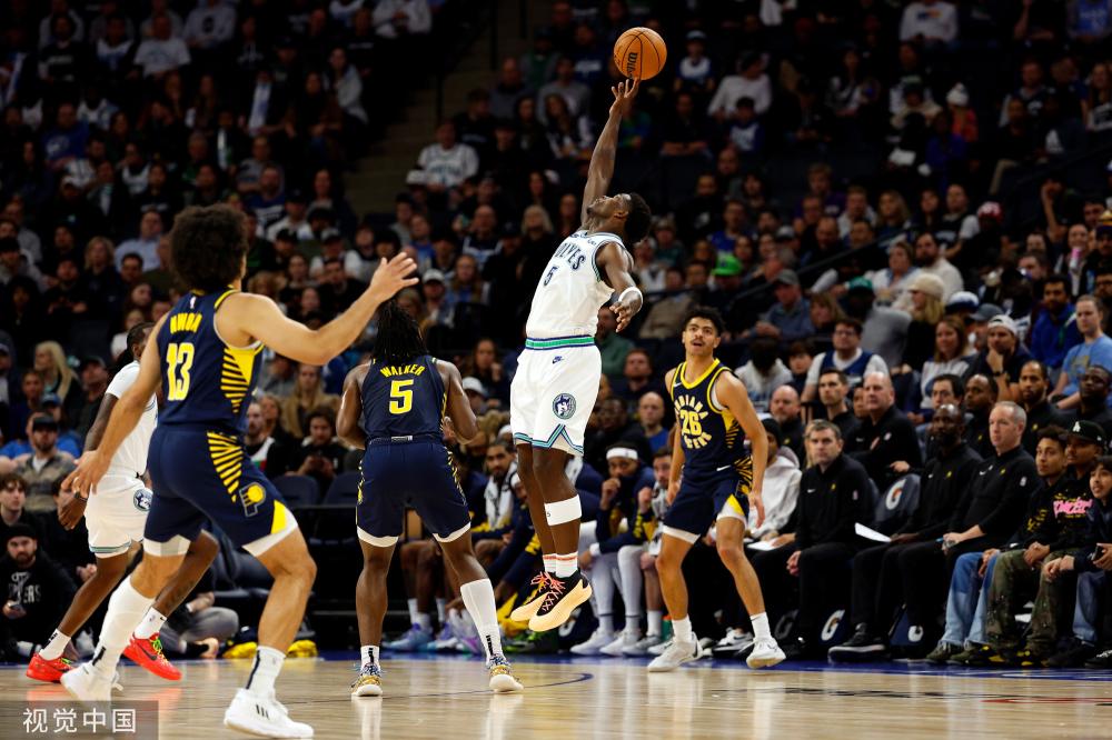 1-3逆转！詹姆斯自称NBA历史最佳，舆论炸锅，乔丹都没这么说过